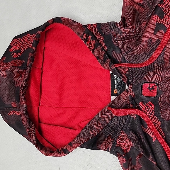 and1 Red Graphic Hoodie - Picture 4 of 4